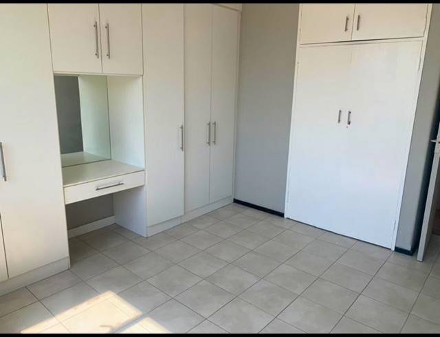 2 BEDROOM APARTMENT FOR SALE IN NIMRODPARK